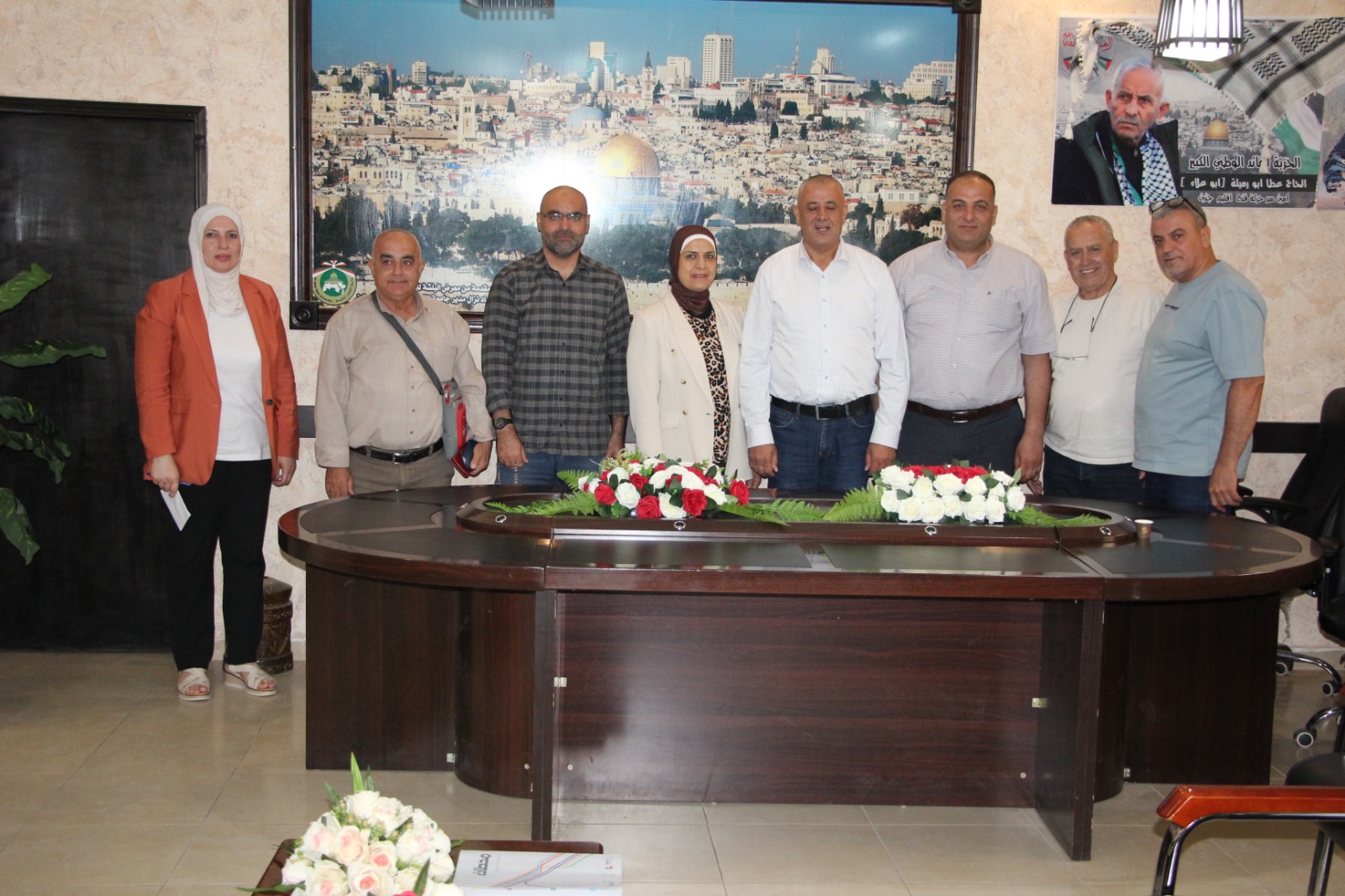 استضافت جامعة القدس المفتوحة – فرع جنين، يوم السبت الموافق 2 آب 2025، لقاءً تشاوريًا جمع ممثلين عن الائتلاف التربوي الفلسطيني ومدير الفرع الدكتور سهيل أبو ميالة.